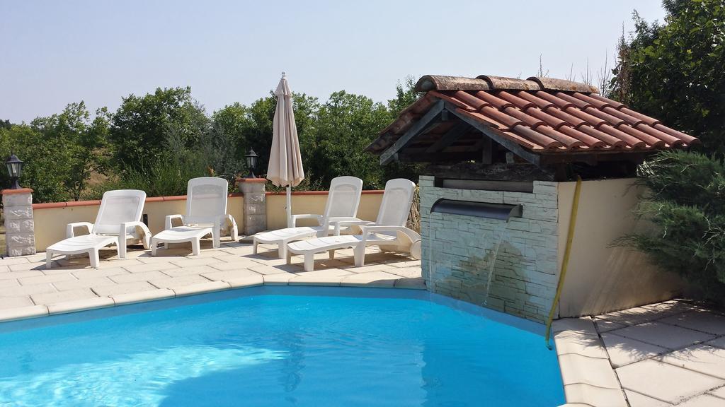 Les Tilleuls Bed and Breakfast Saint-Pé-Delbosc Esterno foto