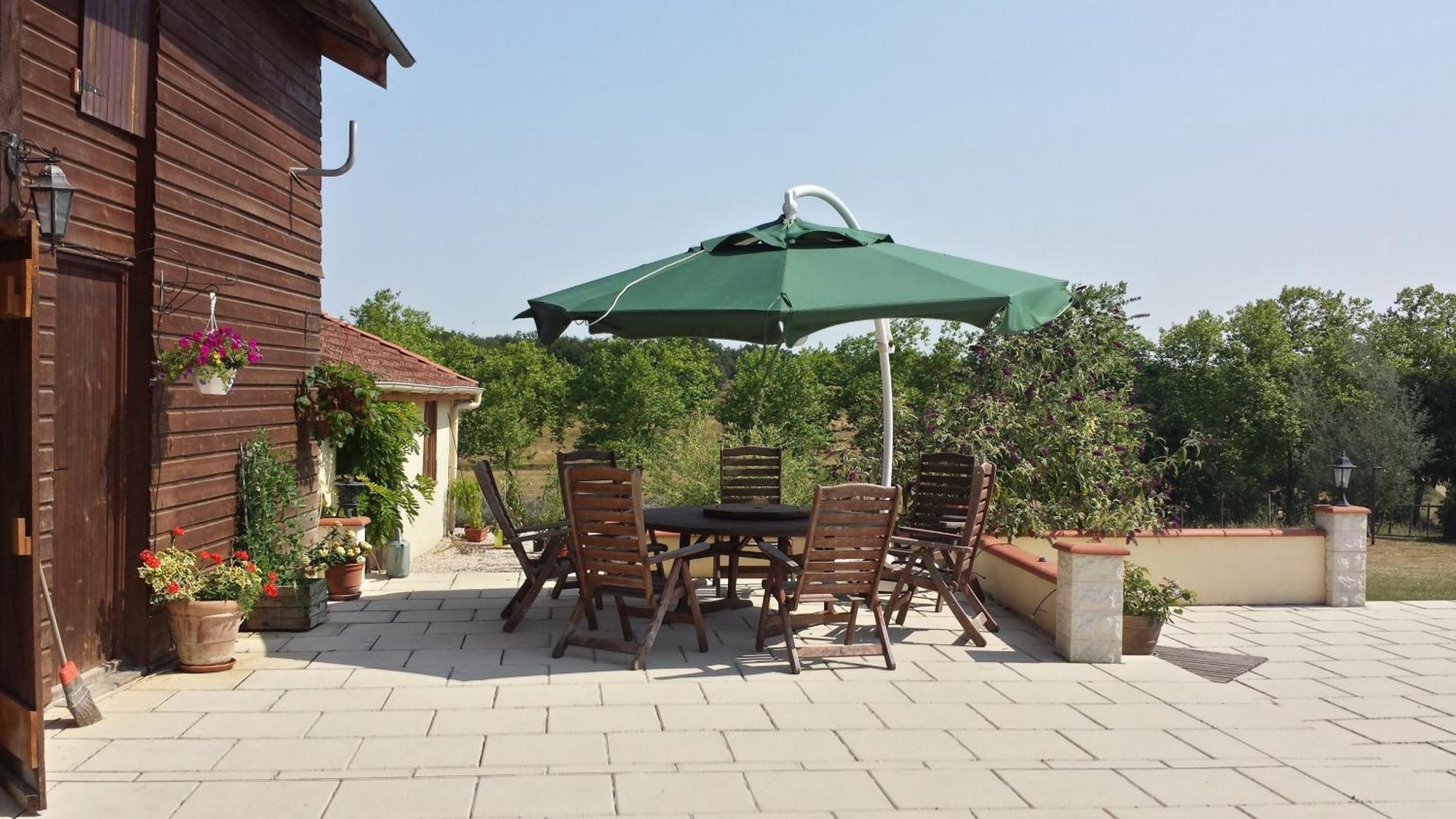 Les Tilleuls Bed and Breakfast Saint-Pé-Delbosc Esterno foto