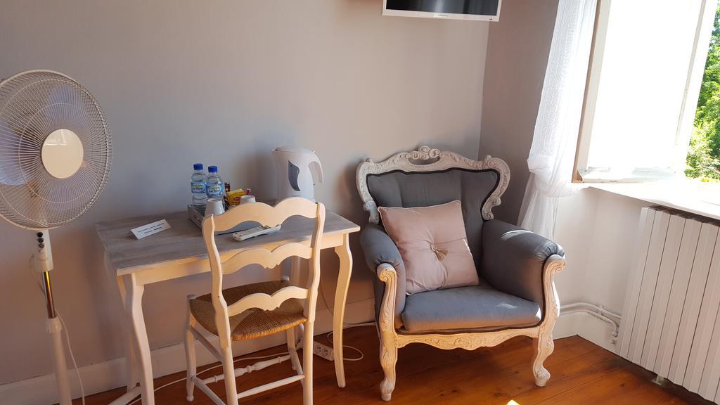 Les Tilleuls Bed and Breakfast Saint-Pé-Delbosc Esterno foto