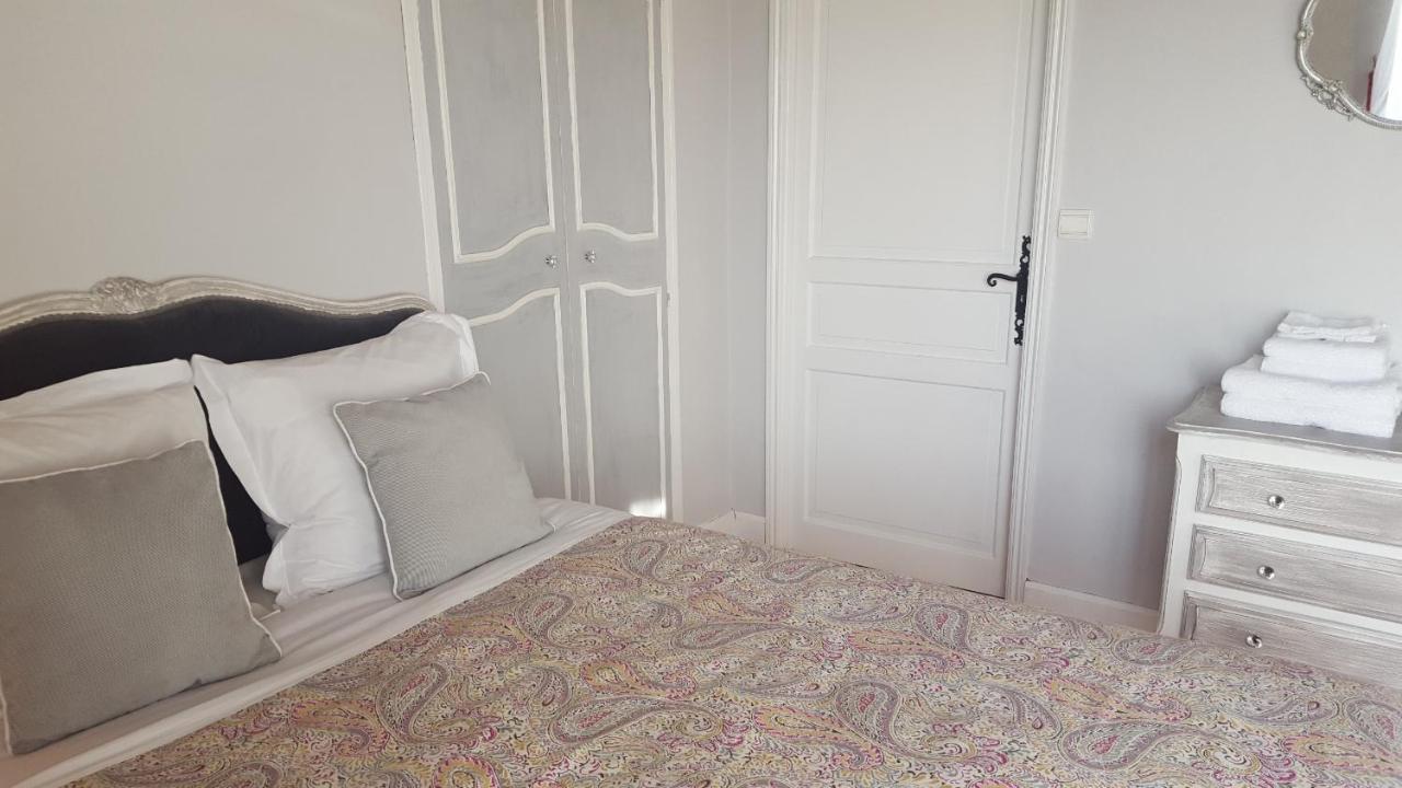 Les Tilleuls Bed and Breakfast Saint-Pé-Delbosc Esterno foto
